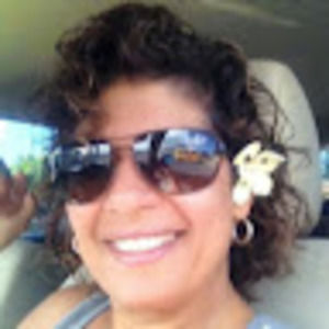 Meet your Posher, Yvette